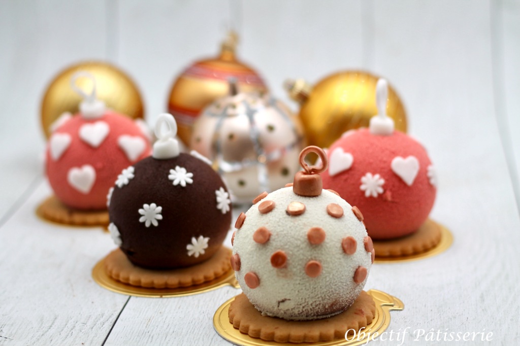 Les boules de Noël chocolat framboise – Objectif Pâtisserie